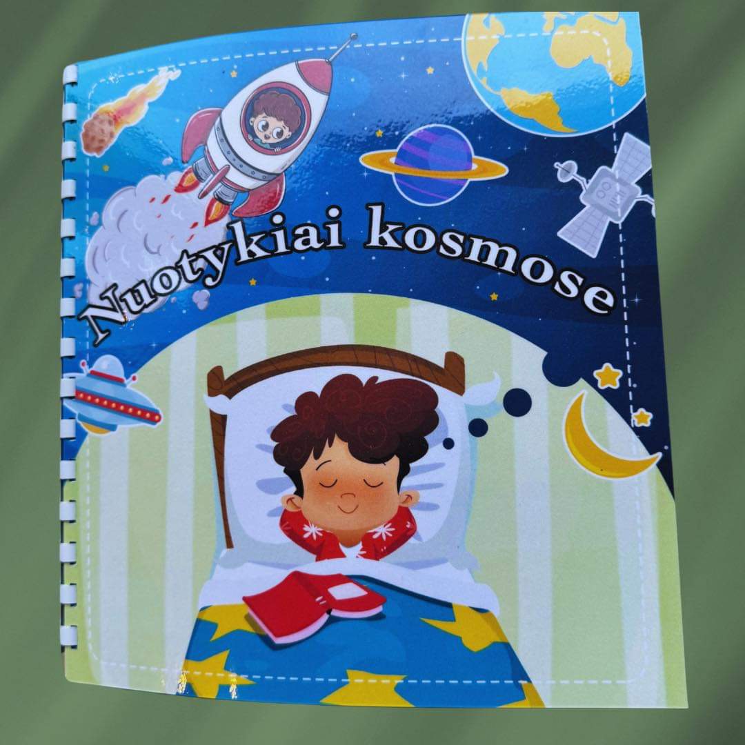 Mokomoji knygelė Nuotykiai kosmose