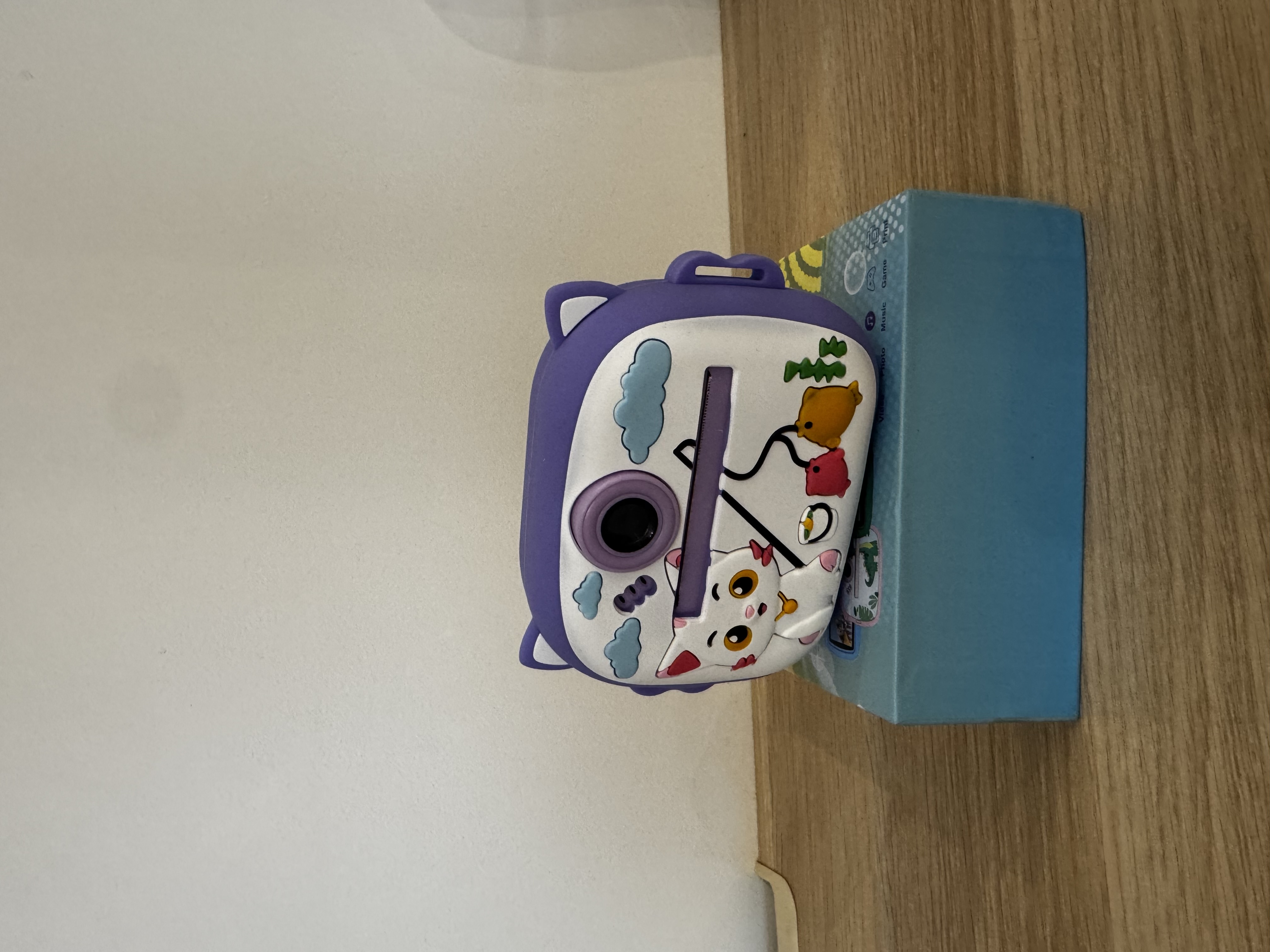 Vaikiškas momentinis fotoaparatas violetinis (Papildymas 12.12d.)